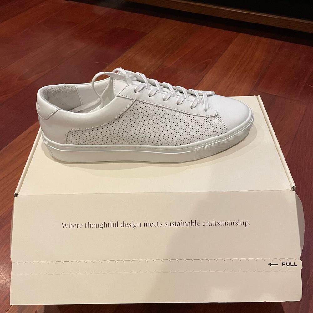 NEW Koio Capri Perforated White size 8 Mens
